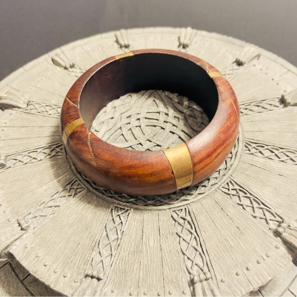 Vintage Chunky Wood Bangle - Vintage Bangle from 1960-70’s
